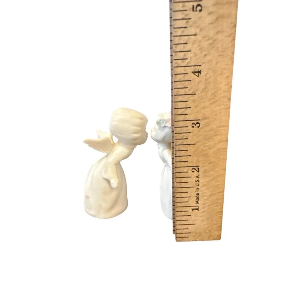 Napcoware Vintage Kissing Angels‎ Porcelain Bisque Figurines 3